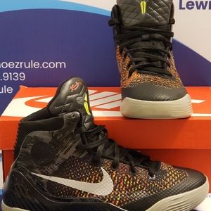 Nike Kobe 9 Elite Masterpiece Kids Size 6.5y